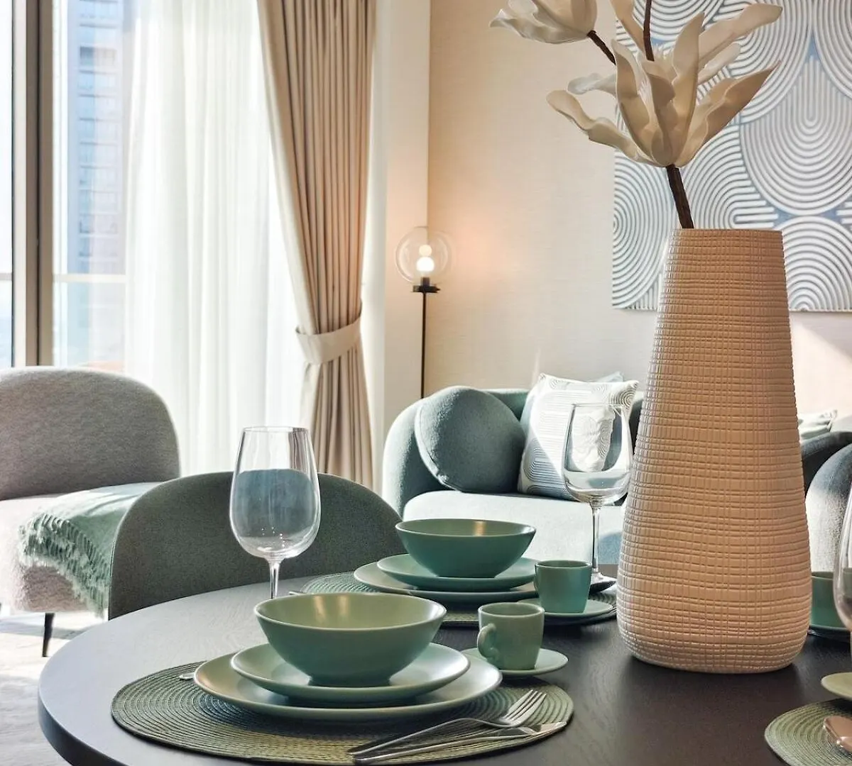 Newly Furnished 1Br - Grande Signature Residence Дубай