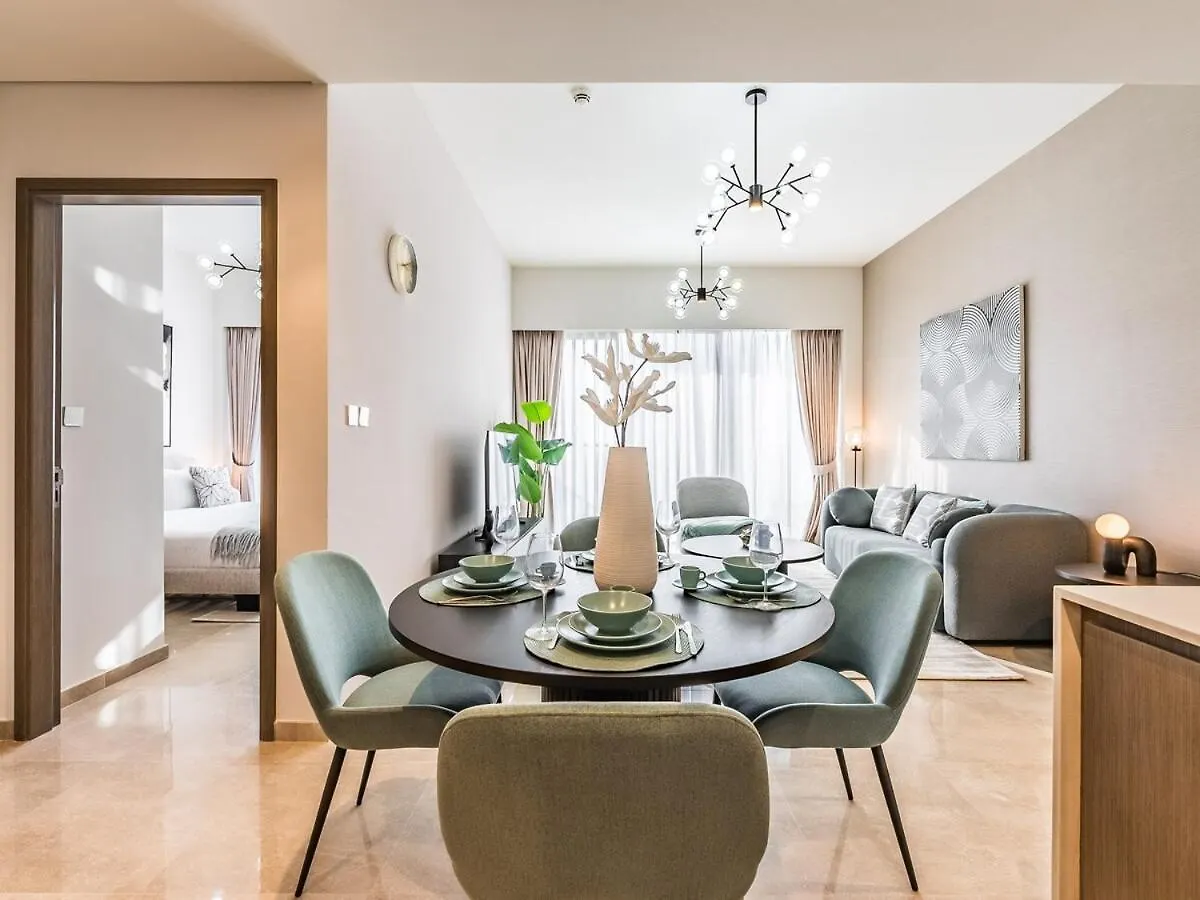 Newly Furnished 1Br - Grande Signature Residence Дубай Апартаменты