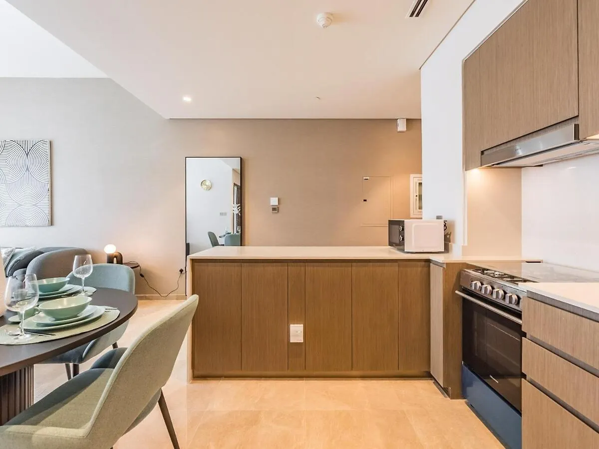 Newly Furnished 1Br - Grande Signature Residence Dubaj Apartmán
